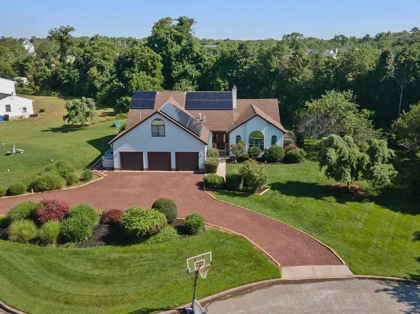 13 Stephen Dr, Ocean View, NJ 08230