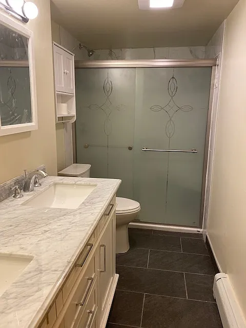 2 bed, 900 sqft, $1,800 — Photo 1