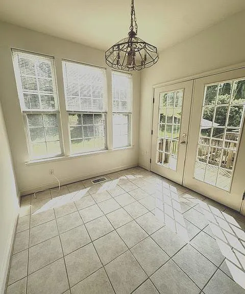 637 McLeary Sq SE — Photo 12