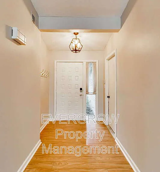 9518 Bent Brook Dr — Photo 5