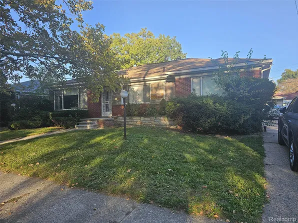 20266 Saint Marys St, Detroit, MI 48235