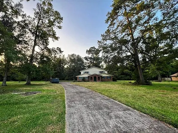 300 Beech Dr, Lumberton, TX 77657