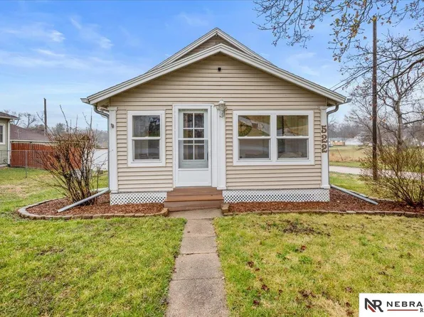 522 Main St, Louisville, NE 68037