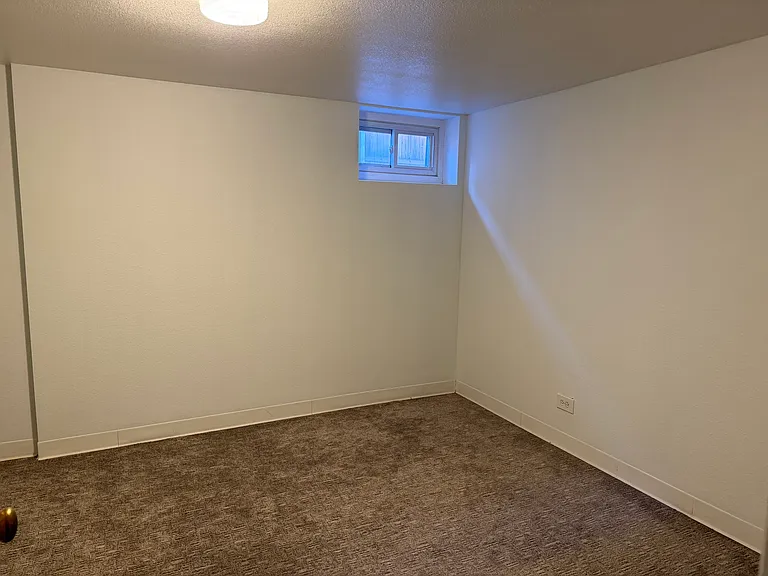 2325 S Clayton St — Photo 21