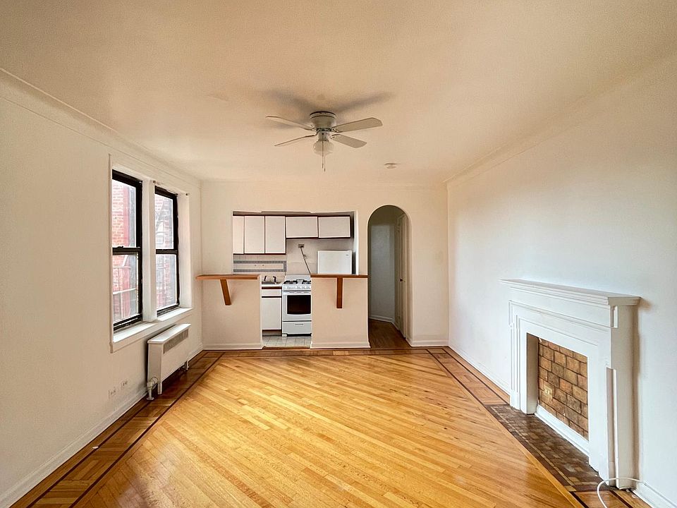 1st image of 1 Broad Pkwy APT 5E