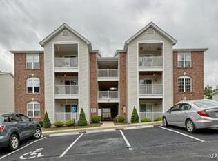 1220 River Chase #201, Arnold, MO 63010