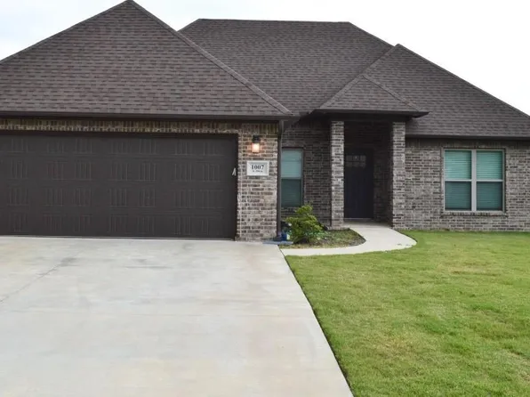 1007 S 59th St, Paragould, AR 72450