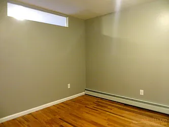 Rented by aptsandlofts.com