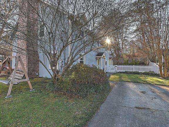2nd image of 7617 Chatham Cir #2