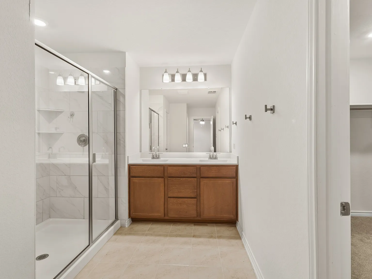 3 bed, 2.5 bath, 2153 sqft, $2,900 — Photo 4