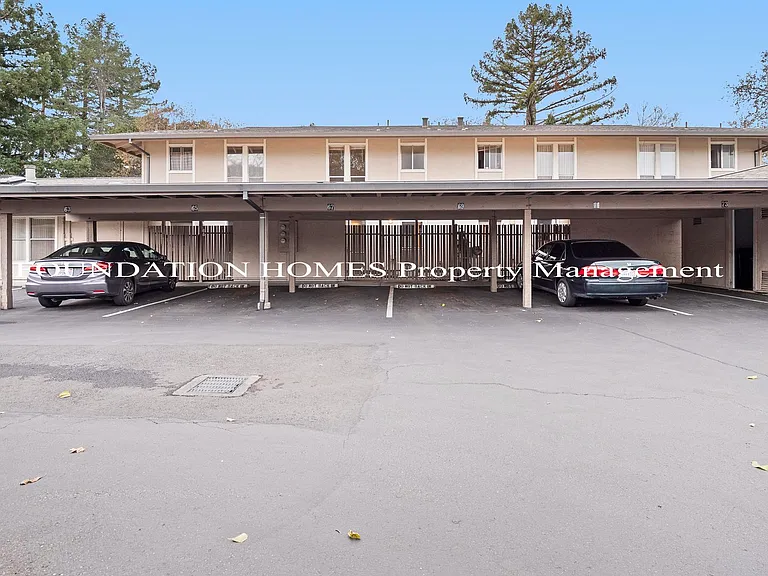67 Roundtree Blvd — Photo 12