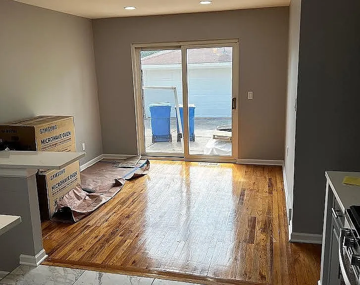 6577 N Lafayette St — Photo 3