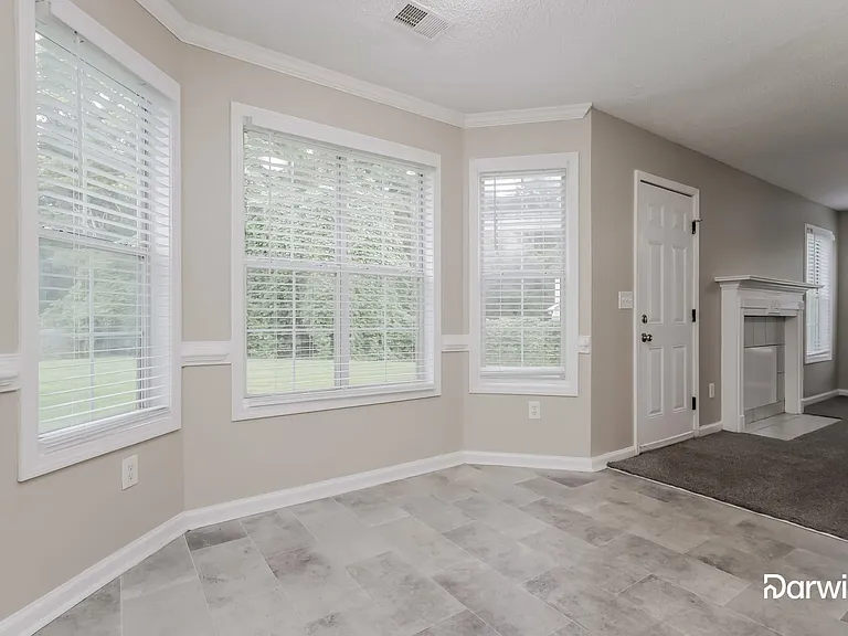 3576 Mitchells Glen Ct — Photo 6