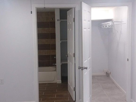5th image of 3401 Belfort Ave APT D