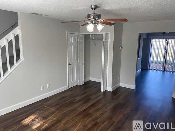 4th image of 610 Casa Park Ct #O
