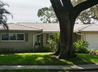 12170 66th Ave, Seminole, FL 33772