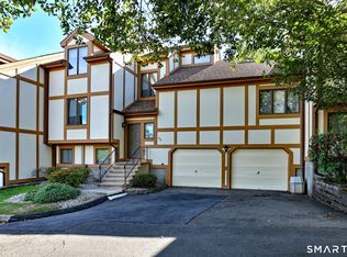 690 Forest Rd #702, West Haven, CT 06516