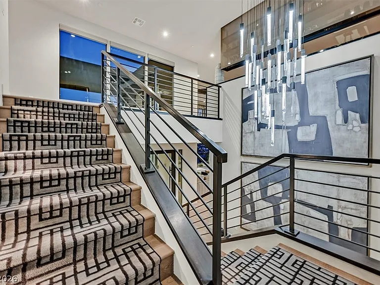 807 Magnum Cliff Ct — Photo 39