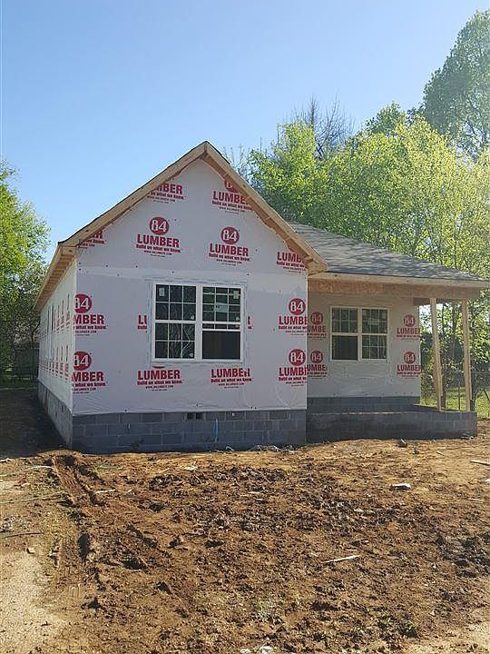 1st image of 2805 Barbara Dr