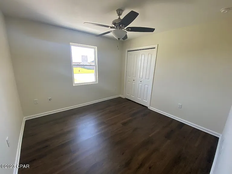5917 Howard Rd — Photo 8