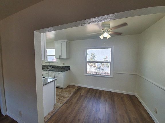 3rd image of 15914 Sherman Way #5