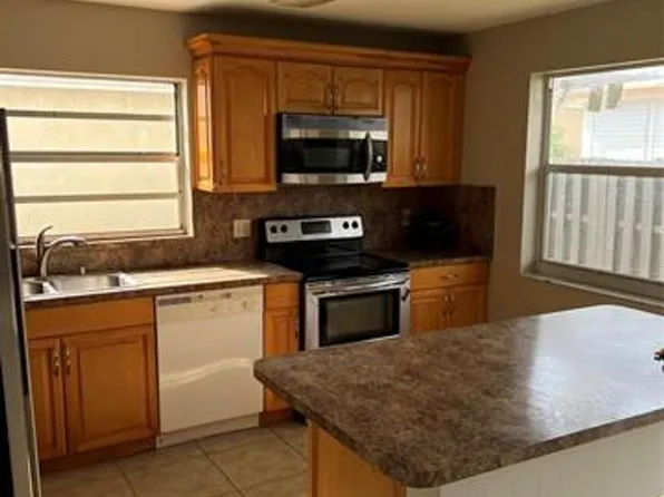 8265 NW 192nd Ter #8265, Hialeah, FL 33015