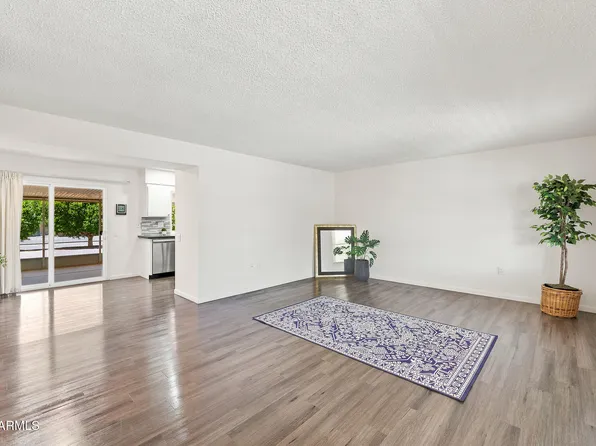 9443 W NEWPORT Drive, Sun City, AZ 85351