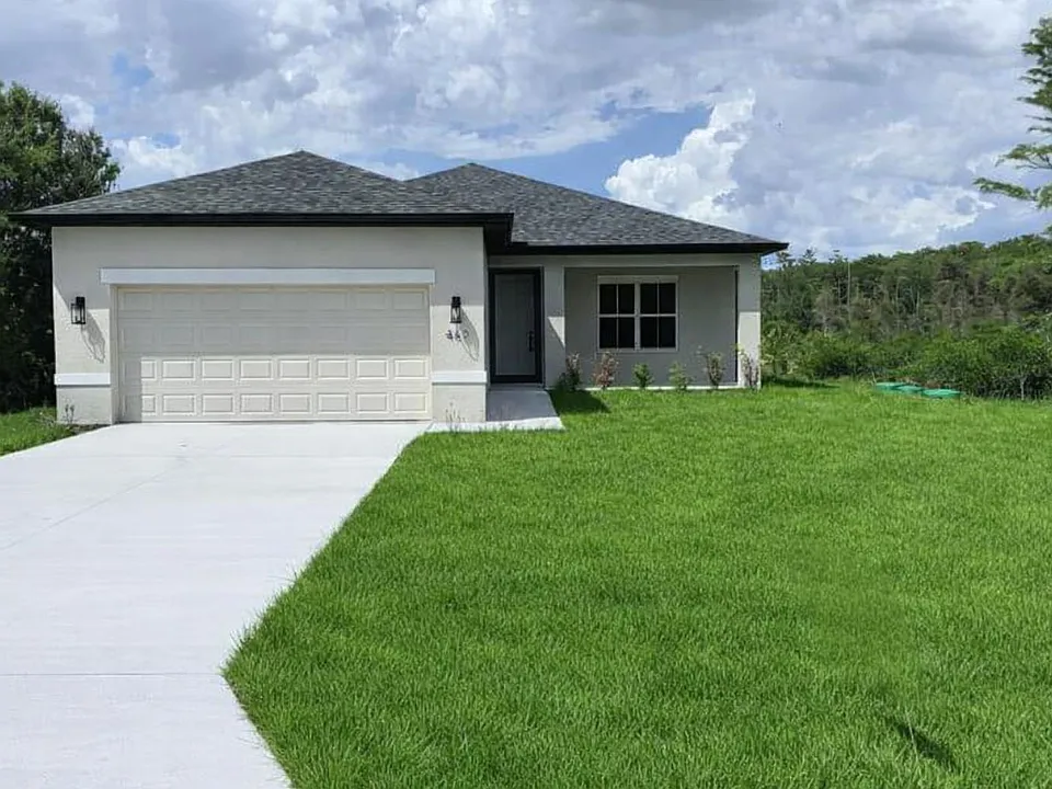 460 Westchester Dr