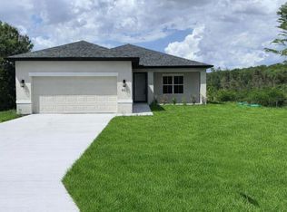 460 Westchester Dr, Lehigh Acres, FL 33972