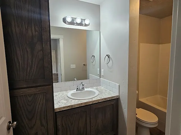 1011 Pirate Cove Dr — Photo 11