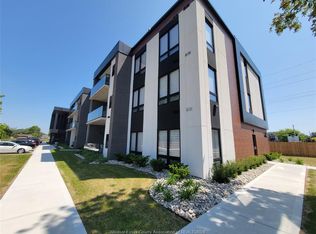 140 Main St E #304, Kingsville, ON