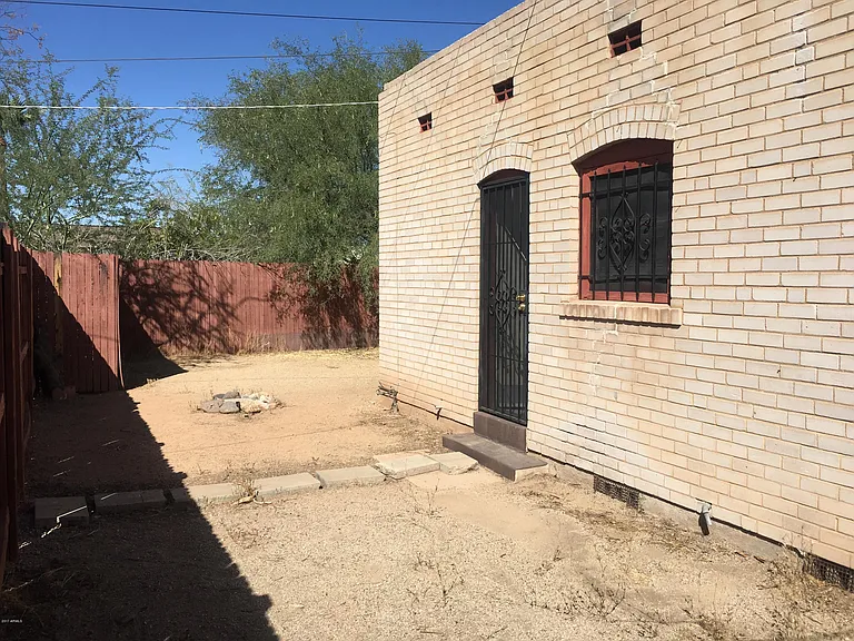 1236 E Monte Vista Rd — Photo 28