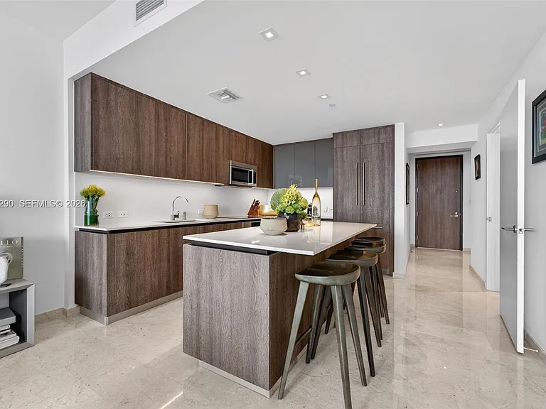88 SW 7th St #2408 — Photo 9