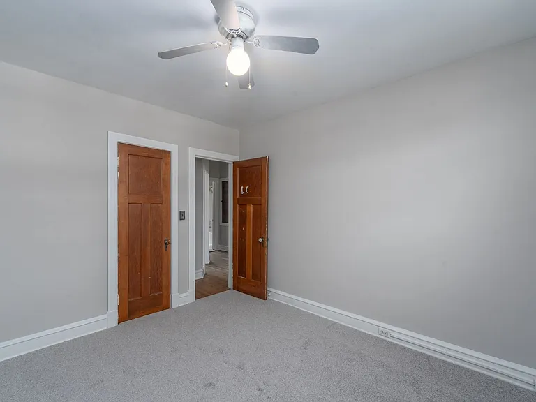4244 Shamrock Ave — Photo 17