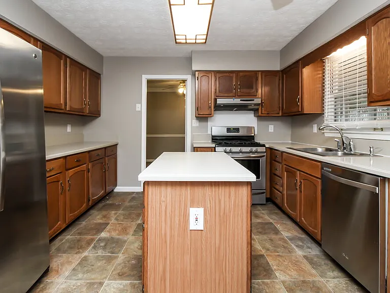 505 Planceer Pl — Photo 6