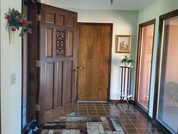 3rd image of 12615 Southdale Dr