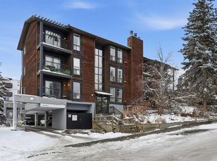 2611 E 15a St SW #204, Calgary, AB T2T 4C1