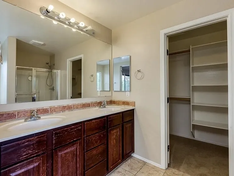 15447 W Poinsettia Dr — Photo 30