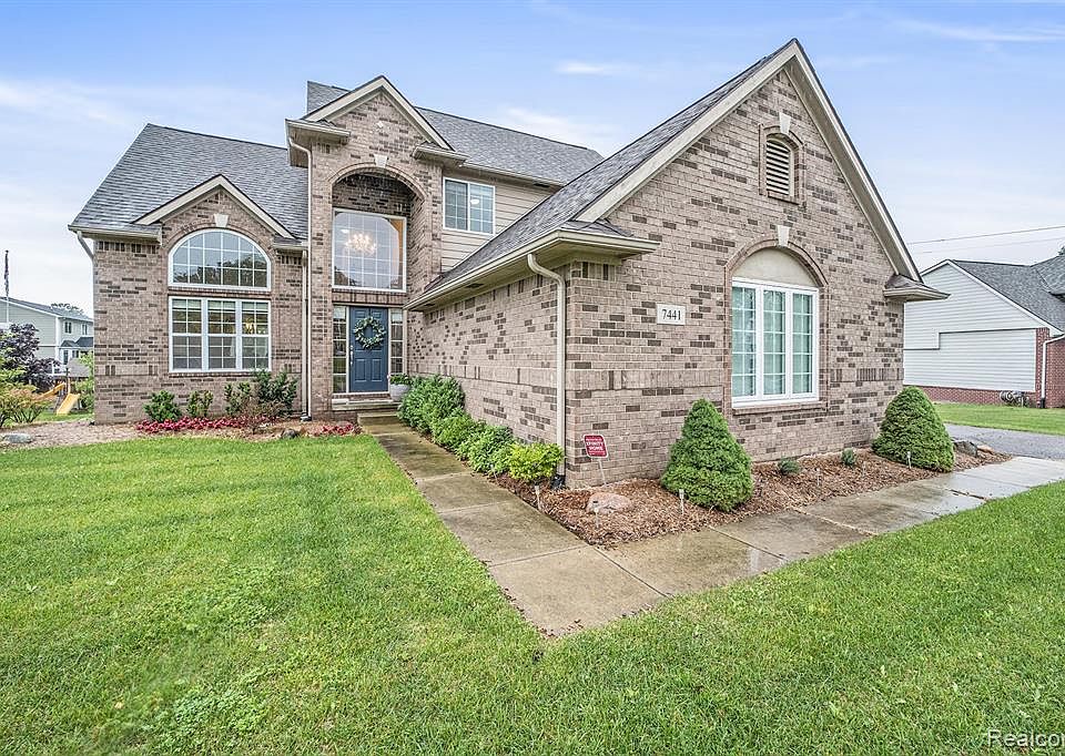 1st image of 7441 S Village Dr