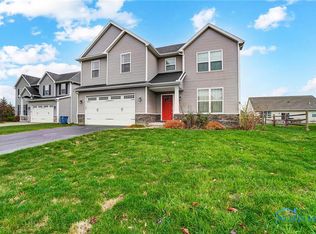 26800 Basswood Dr, Perrysburg, OH 43551