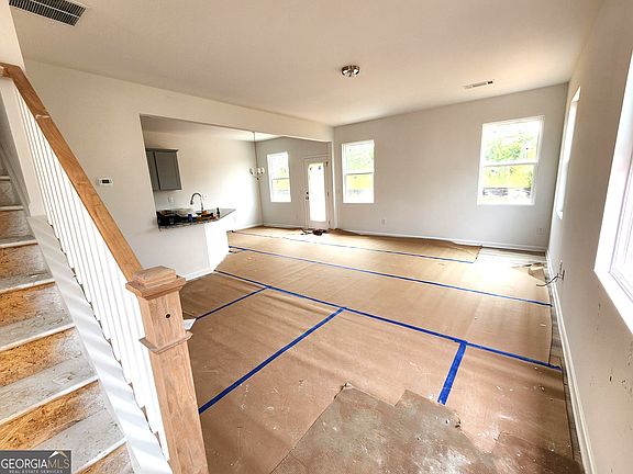 4th image of 48 Umber Ln Lot 18