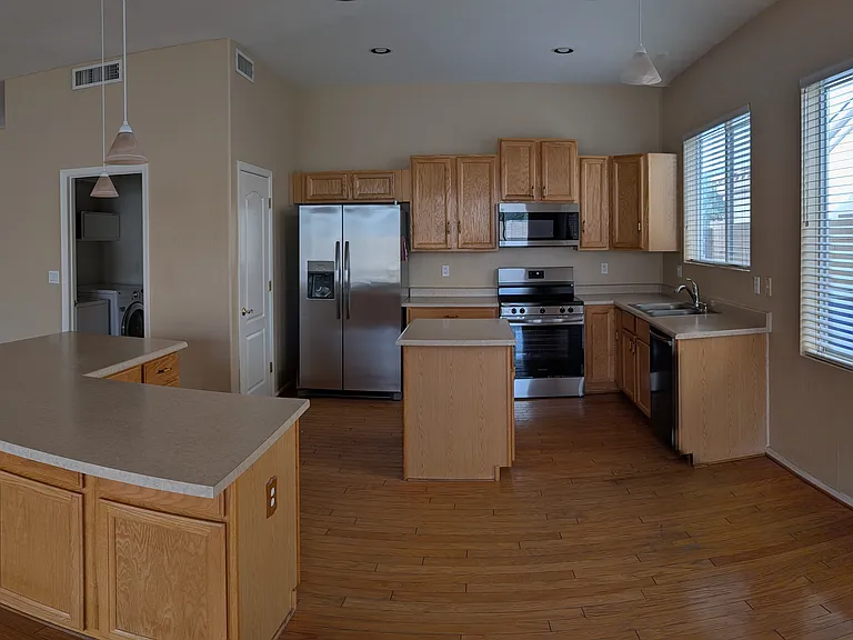 1493 W Chilton Ave — Photo 4