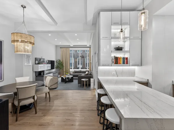 21 East 22nd Street image 1 of 10