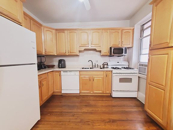 5th image of 6701 John F Kennedy Blvd E #D1