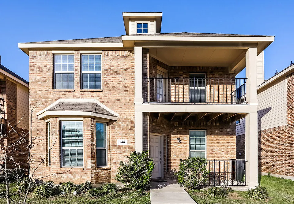 313 Haywood Cir