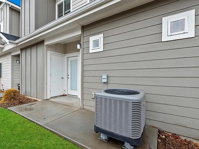 White Hawk Townhomes — Photo 104
