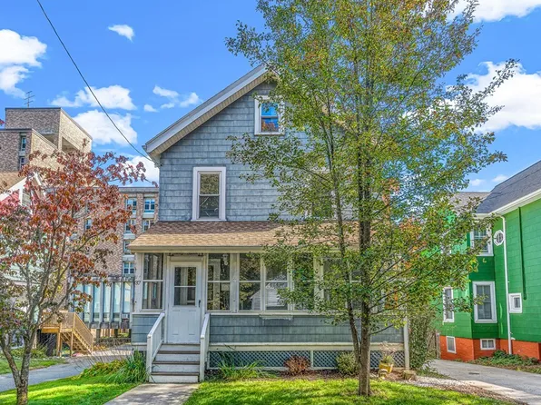 37 Greenwood St, Melrose, MA 02176