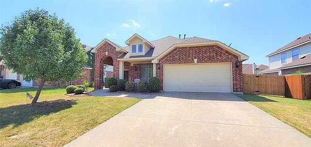 1st image of 200 Lorient Dr