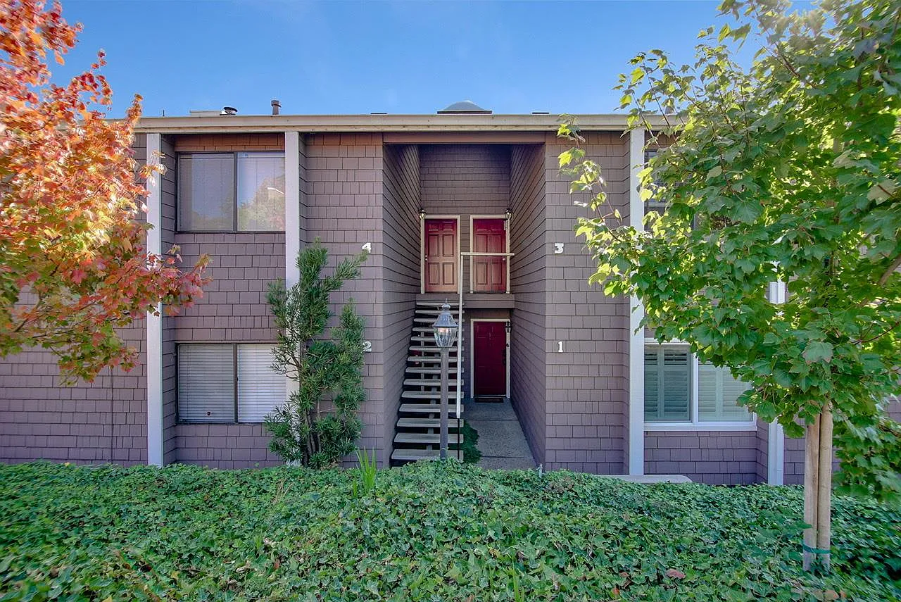 3050 Marlo Ct Unit 1 photo 1