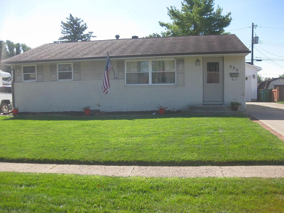 1st image of 225 Fellows Ave